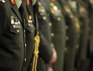 Δείτε με ποιο τρόπο θα λάβουν τα αναδρομικά οι οικογένειες των θανόντων στρατιωτικών του Στρατού Ξηράς